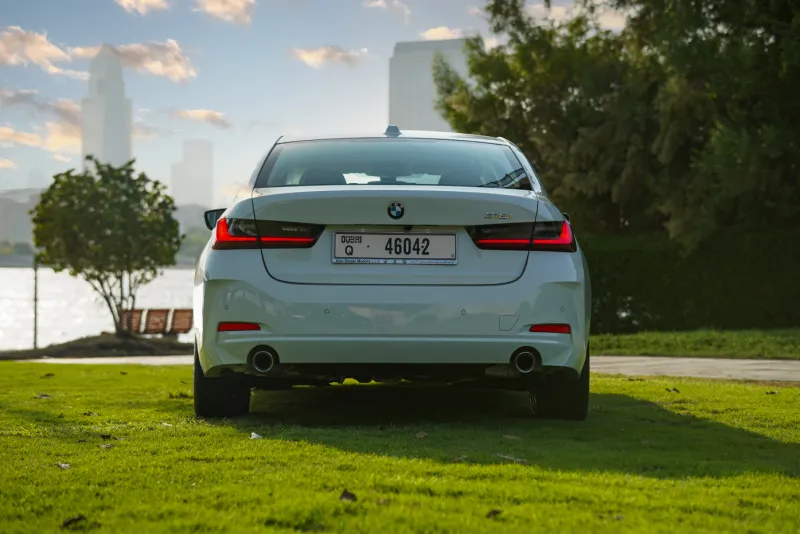 BMW 318 2026 #6